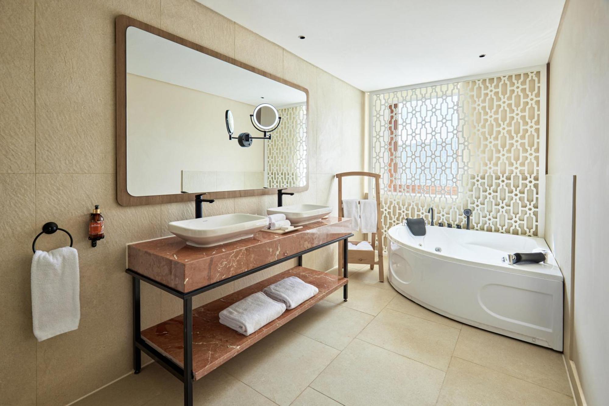 Hotel Hyatt Centric Cairo West 5*