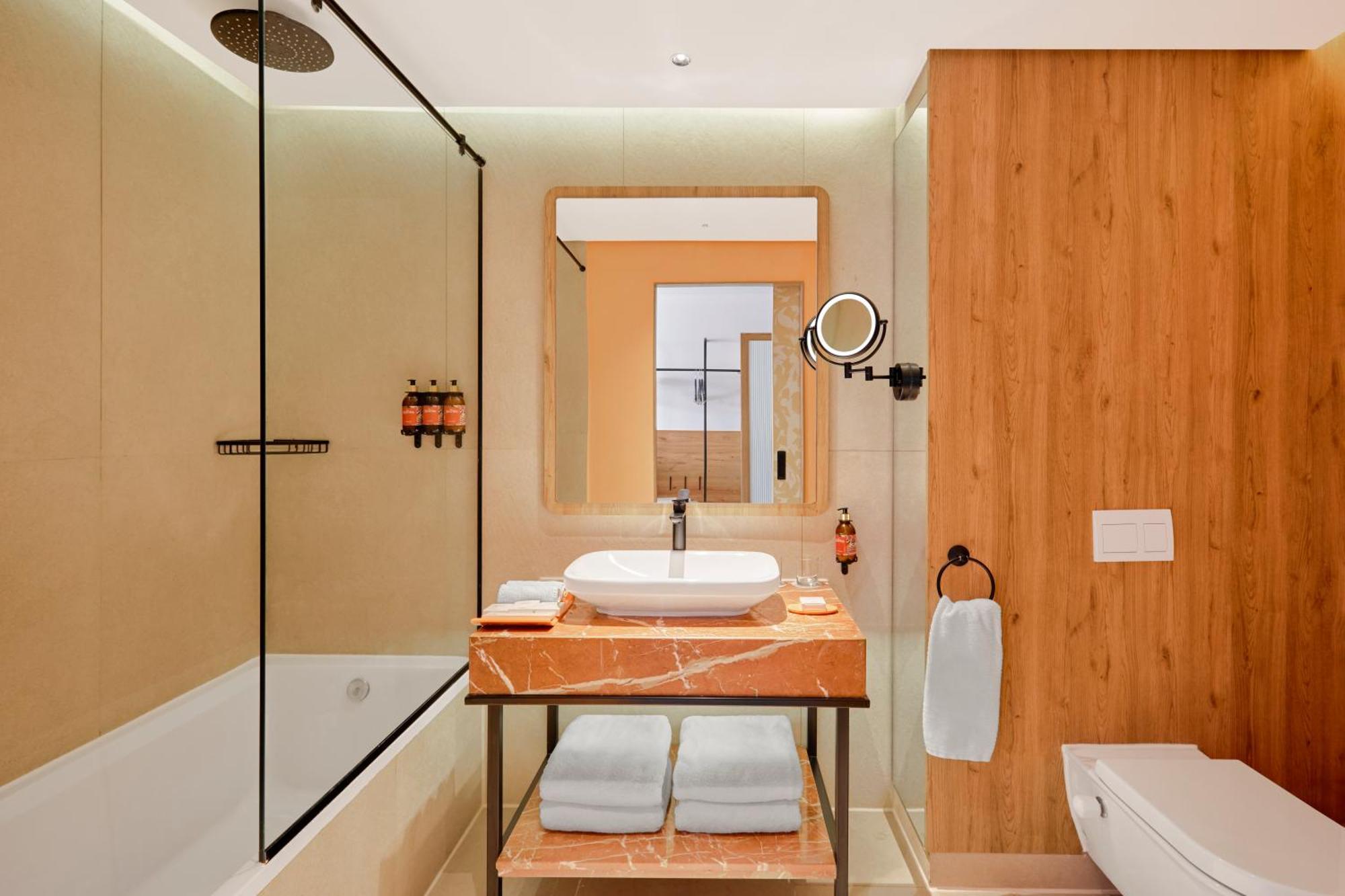 Hyatt Centric Cairo West 5*